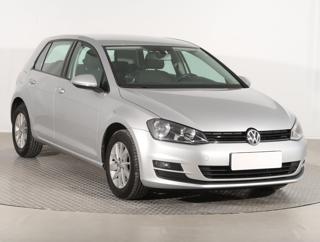 Volkswagen Golf 1.6 TDI 77kW hatchback