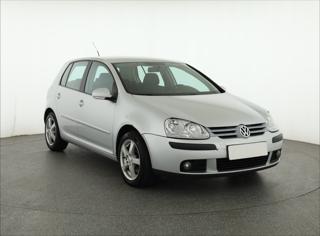 Volkswagen Golf 2.0 TDI 103kW hatchback