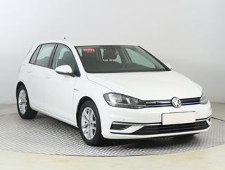 Volkswagen Golf 1.5 TSI 96kW hatchback