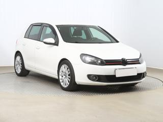 Volkswagen Golf 1.6 TDI 77kW hatchback