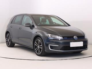 Volkswagen Golf GTE 150kW hatchback