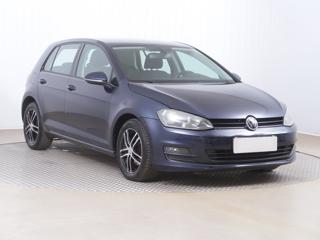 Volkswagen Golf 1.6 TDI 77kW hatchback