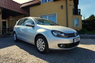 Volkswagen Golf COMFORTLINE 1,2 TSI 77 kW hatchback