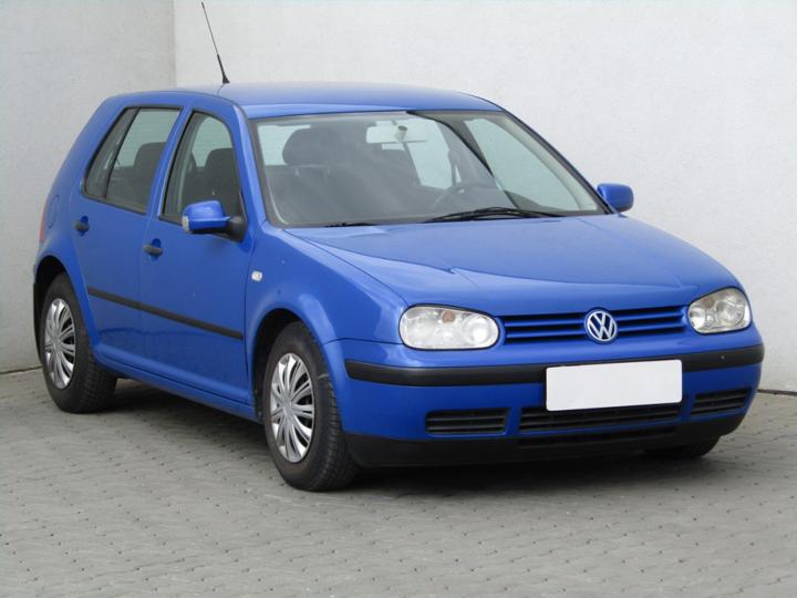 Volkswagen Golf - ilustrační obrázek