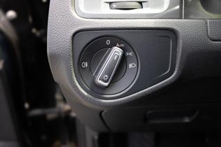Volkswagen Golf eGolf, nová STK, 100% stav. hatchback - Foto 35