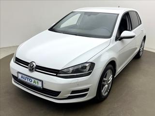 Volkswagen Golf 1,6 DSG DPH HIGHLINE 2XKOLA ČR hatchback