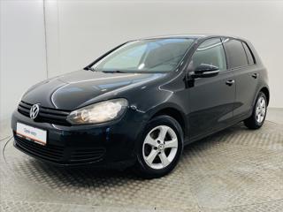 Volkswagen Golf 1,6 TDI Aut. Klima ČR hatchback