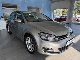 Volkswagen Golf 1,4   TSI 92kW,HIGHLINE,SERVISKA hatchback