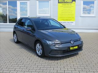 Volkswagen Golf 1,0 TSI 81kW Life ČR hatchback