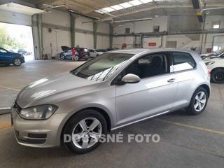 Volkswagen Golf 1.2 TSi hatchback