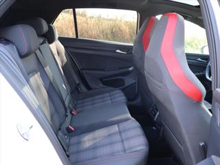 Volkswagen Golf 2,0 TSI GTI 180kW Virtual DPH hatchback - Foto 30