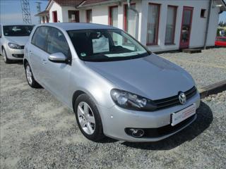 Volkswagen Golf 1,2 TSI, aut.klima,serv.kniha, hatchback