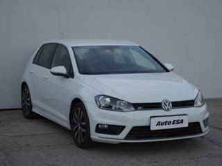 Volkswagen Golf 1.2TSI hatchback