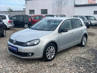 Volkswagen Golf 1,4 TSI STYLE hatchback