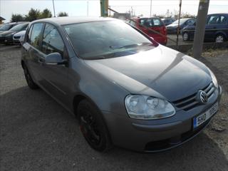 Volkswagen Golf 1,4 i 16V  CZ  Serviska hatchback