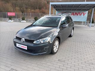 Volkswagen Golf 1,6 TDI,81KW,SERVIS,NAVI,TAŽNÉ kombi