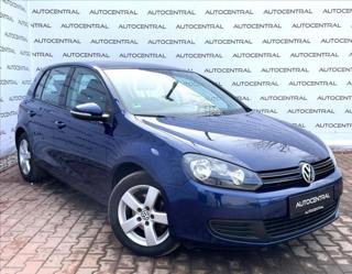 Volkswagen Golf 1,4 Tsi 90kw Comfortline pose hatchback