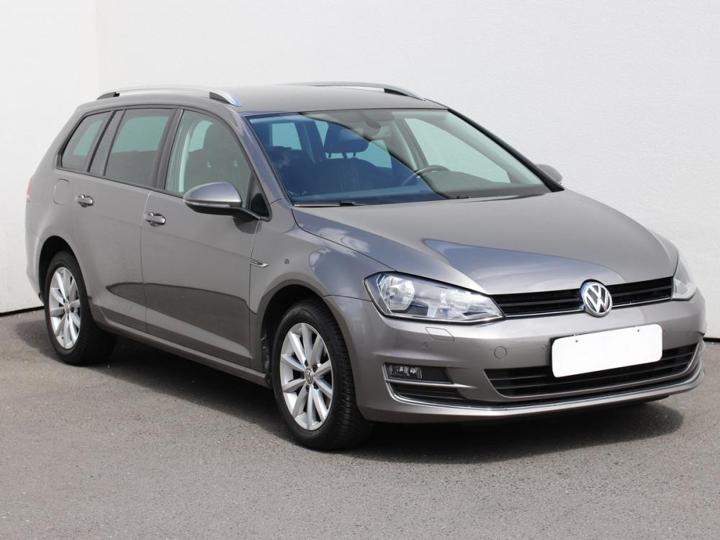 Volkswagen Golf - ilustrační obrázek