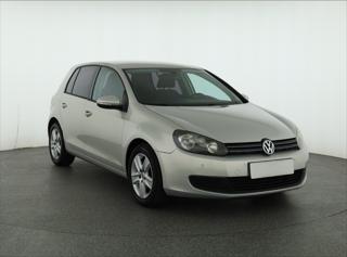 Volkswagen Golf 1.6 TDI 77kW kombi