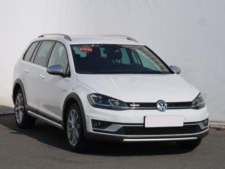 Volkswagen Golf 2.0 TDI 110kW kombi