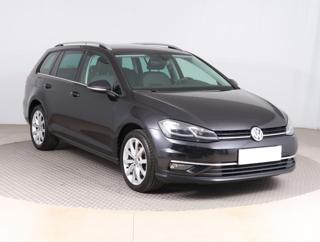 Volkswagen Golf 1.5 eTSI 110kW kombi