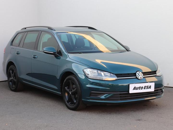 Volkswagen Golf - ilustrační obrázek