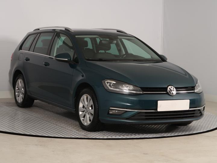 Volkswagen Golf - ilustrační obrázek