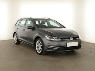 Volkswagen Golf 1.0 TSI 81kW kombi