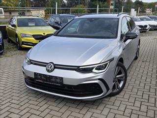 Volkswagen Golf 1,5 TSi DSG R-Line *KAMERA*TAŽNÉ* kombi