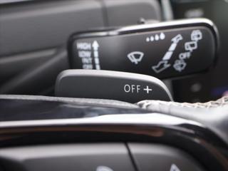 Volkswagen Golf 2,0 TSI 228kW 4M DSG Virtual R kombi - Foto 13