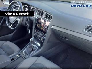 Volkswagen Golf 1,0 TSI 81 kW DSG Navi kombi - Foto 2