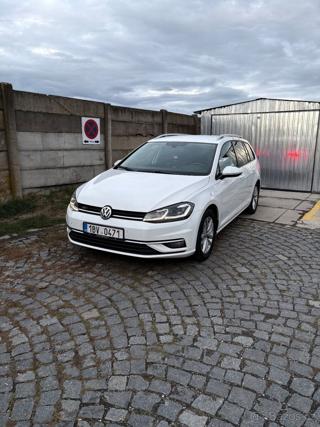 Volkswagen Golf 1,6   TDI 85 kW | 12/2017 | Full LED kombi