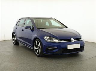 Volkswagen Golf 1.5 TSI 110kW hatchback
