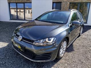 Volkswagen Golf 2,0 GTD 135kW,NEZÁVISLÉ TOPENÍ kombi