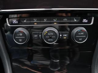 Volkswagen Golf 2,0 TDI 110KW Highline Aut.klima kombi - Foto 19