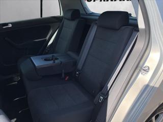 Volkswagen Golf Plus 1,6 TDi D.Klima*Vyhř. Sedadla*Alu*PDC*Tempomat*Plná Servisní historie! Po Servise! MPV - Foto 24