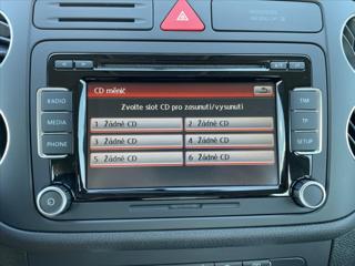 Volkswagen Golf Plus 1,6 TDi D.Klima*Vyhř. Sedadla*Alu*PDC*Tempomat*Plná Servisní historie! Po Servise! MPV - Foto 32