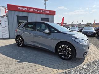 Volkswagen ID.3 Pro Perform 150kW tažné kamera hatchback