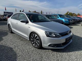 Volkswagen Jetta 1.4 TSI HYBRID DSG HIGHLINE sedan