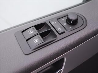Volkswagen Multivan 2,0 TDI 103kW Highline Tažné kombi - Foto 16