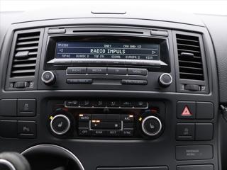 Volkswagen Multivan 2,0 TDI 103kW Highline Tažné kombi - Foto 19