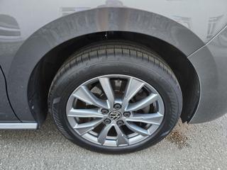 Volkswagen Multivan T7 150kW LIFE LONG DSG WEBASTO MPV - Foto 47