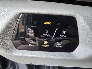 Volkswagen Multivan T7 150kW LIFE LONG DSG WEBASTO MPV - Foto 20