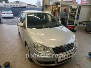 Volkswagen Polo 1.4i hatchback