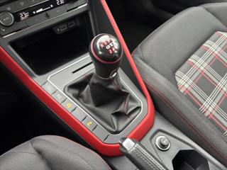 Volkswagen Polo 2,0 TSi 147kW MANUÁL GTI Beats hatchback - Foto 31