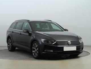 Volkswagen Passat 2.0 TDI 140kW kombi