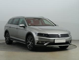 Volkswagen Passat 2.0 TDI 140kW kombi