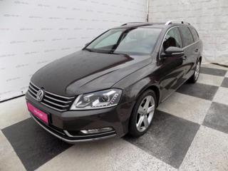 Volkswagen Passat 2.0TDI/Highline/DSG/Bi-Xenon/ kombi