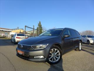 Volkswagen Passat 2,0 TDI-110KW  NAVI VÝHŘEV 1.M kombi