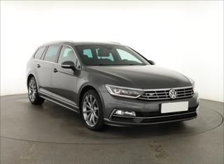 Volkswagen Passat 2.0 TDI 140kW kombi